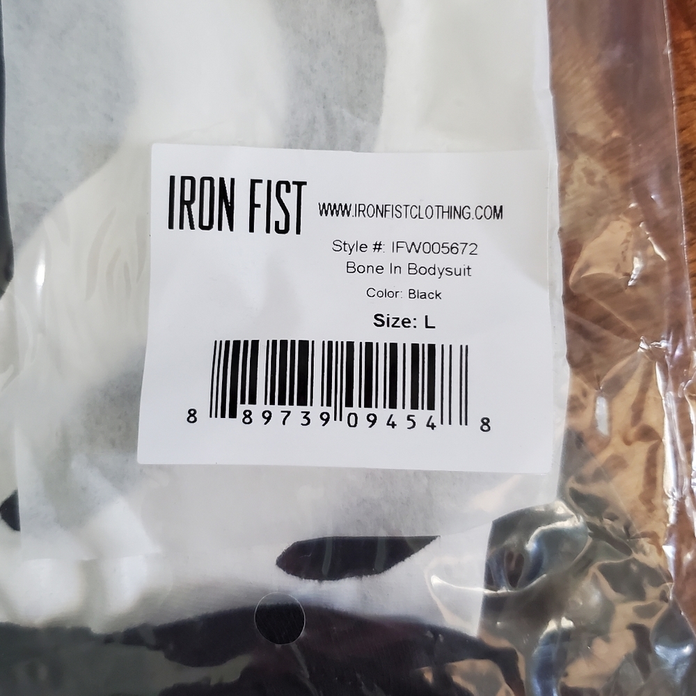 ☠ Iron Fist Bone In Bodysuit ☠ - Picture 9 of 16